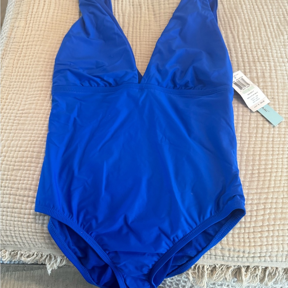 Antonio Melani royal blue it beautiful but I just cant wear it